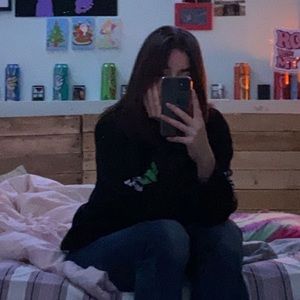 Meet your Posher, Mia